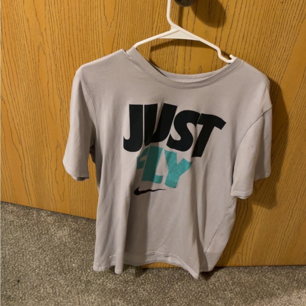 Nike t shirt